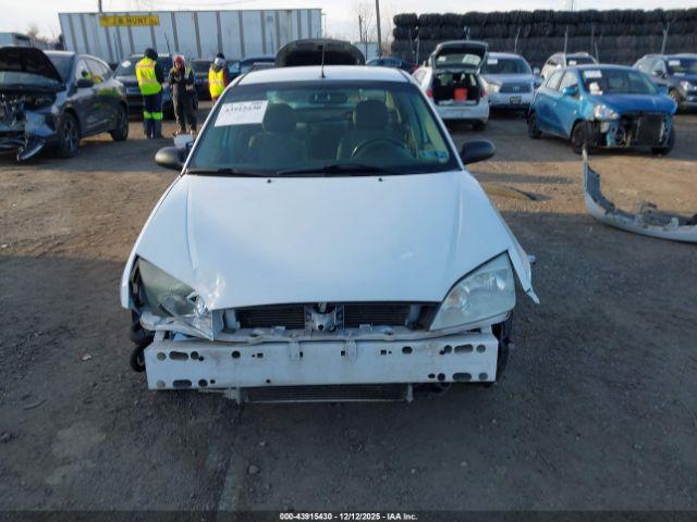 Ford Focus Zx4 Image 5