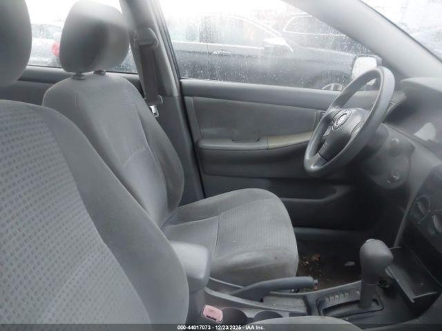 Toyota Corolla Ce Image 2