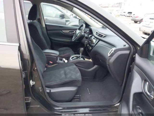 Nissan Rogue Image 3