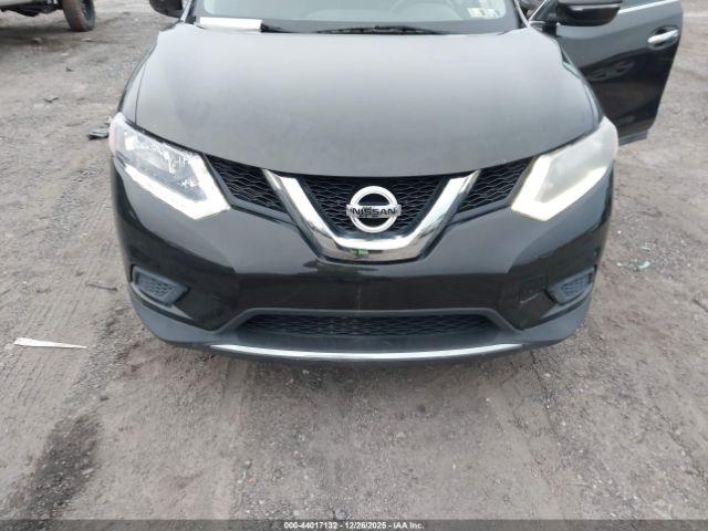 Nissan Rogue Image 2