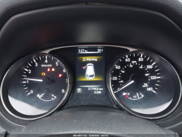 Nissan Rogue Image 4