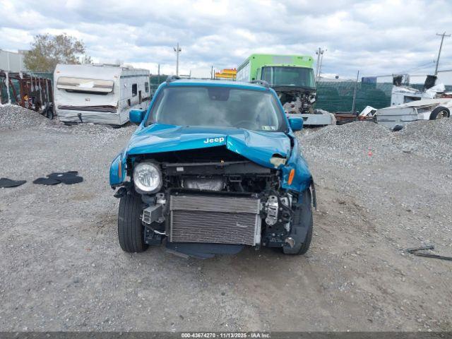 Jeep Renegade Latitude 4x4 Image 16