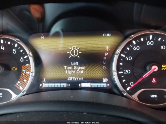 Jeep Renegade Latitude 4x4 Image 15