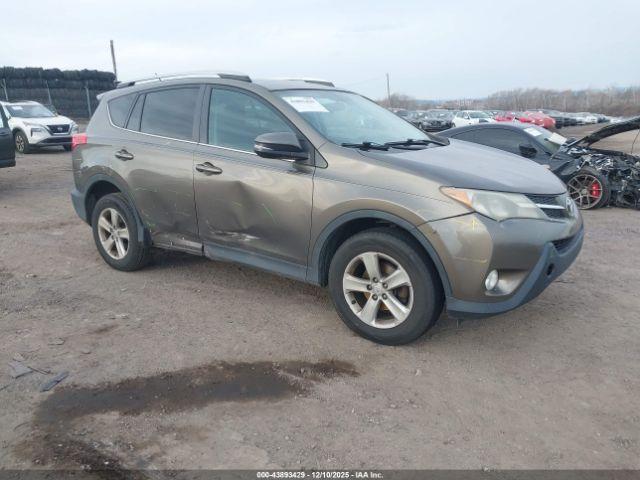  Salvage Toyota RAV4