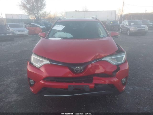 Toyota RAV4 Xle Image 12