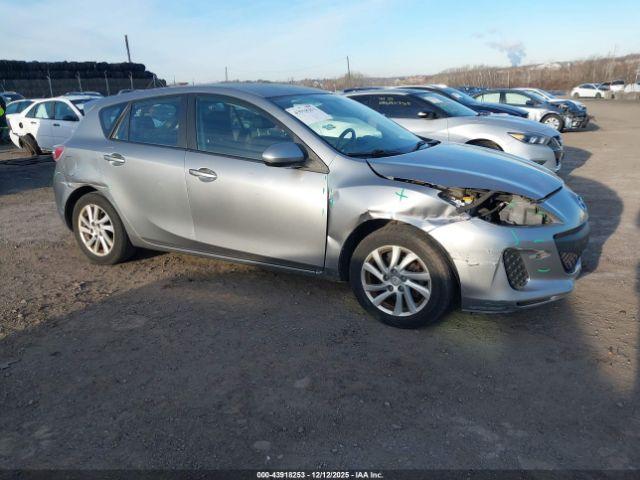  Salvage Mazda Mazda3