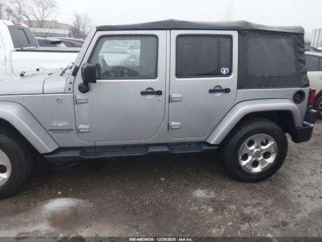 Jeep Wrangler Sahara Image 3