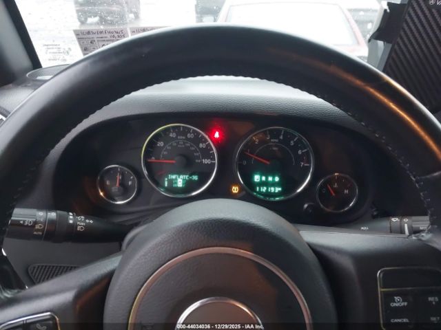 Jeep Wrangler Sahara Image 9