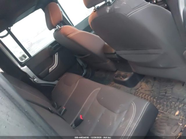 Jeep Wrangler Sahara Image 16