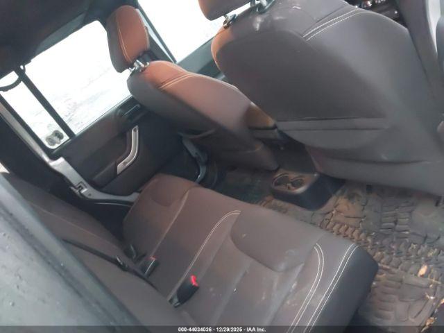 Jeep Wrangler Sahara Image 16