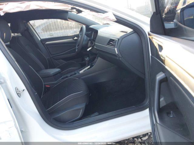 Volkswagen Jetta 1.5t Sport Image 7