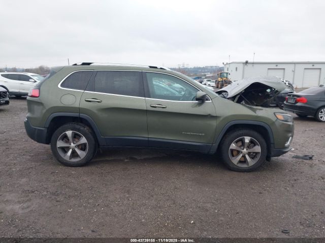 Jeep Cherokee Limited 4x4 Image 4