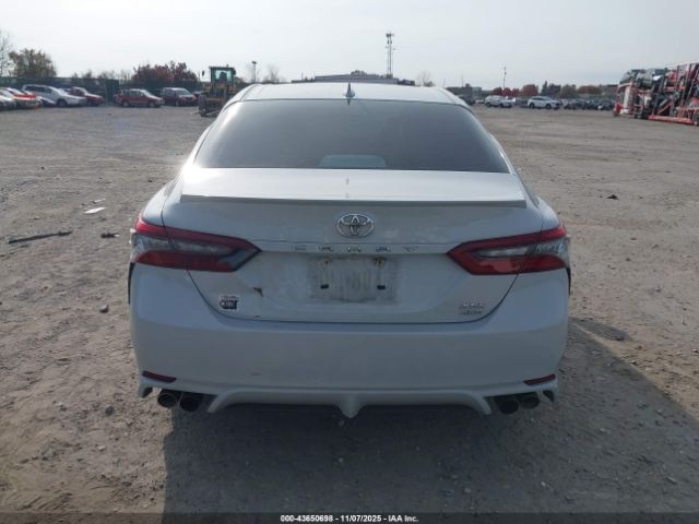 Toyota Camry Xse Awd Image 8