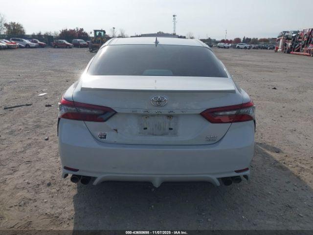 Toyota Camry Xse Awd Image 8