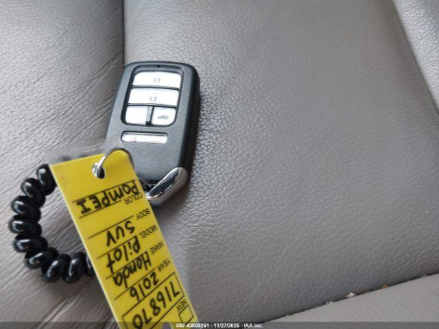 Honda Pilot Touring Image 11