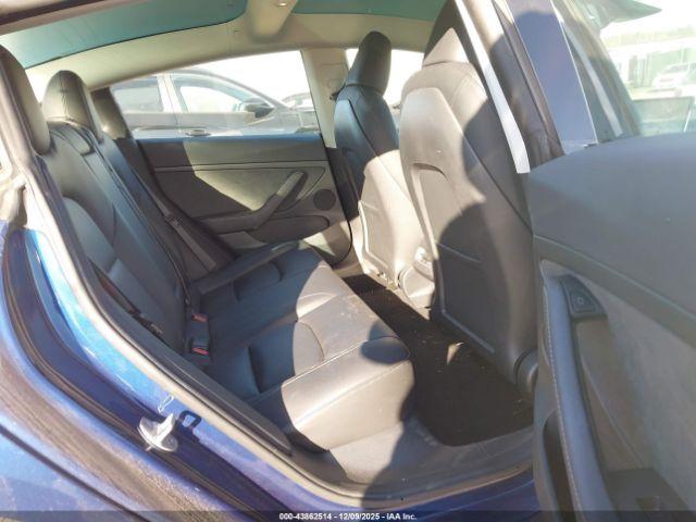 Tesla Model 3 Rear-wheel Drive Image 7