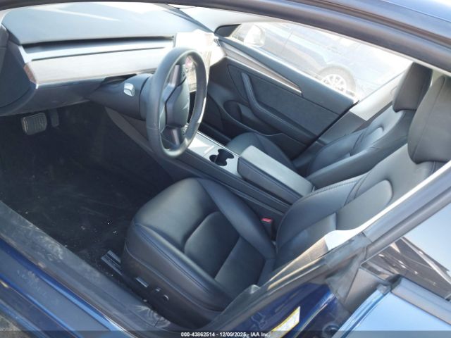 Tesla Model 3 Rear-wheel Drive Image 15