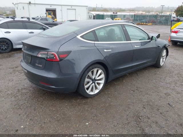 Tesla Model 3 Performance Dual Motor All-wheel Drive Image 17