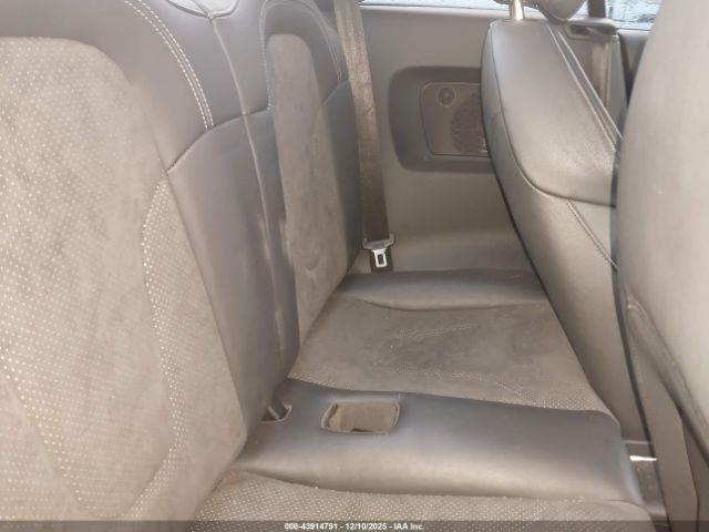 Audi TT 2.0t Prestige Image 14