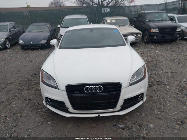 Audi TT 2.0t Prestige Image 8