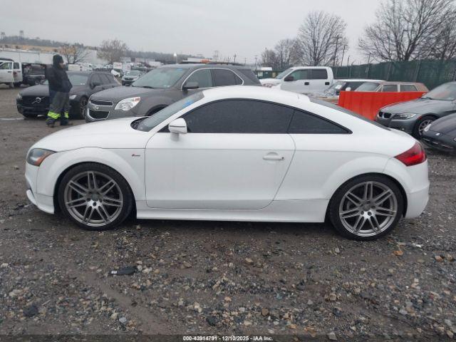 Audi TT 2.0t Prestige Image 13