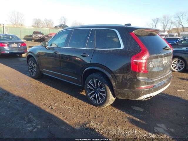 Volvo XC90 T6 Momentum 6 Passenger Image 7