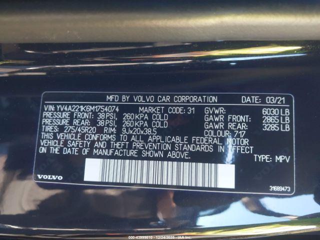 Volvo XC90 T6 Momentum 6 Passenger Image 6