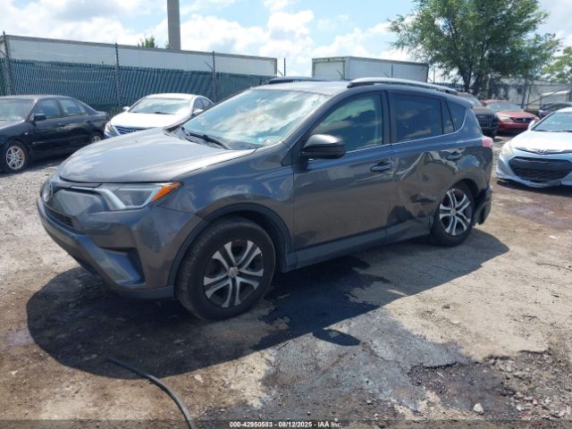 Toyota RAV4 Le Image 2