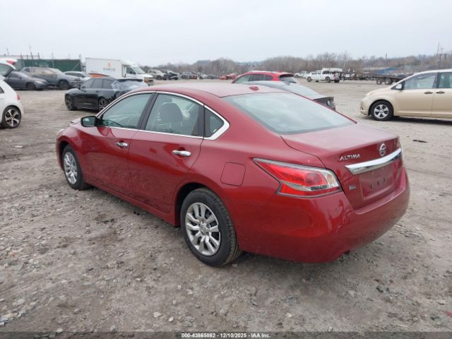 Nissan Altima Image 8