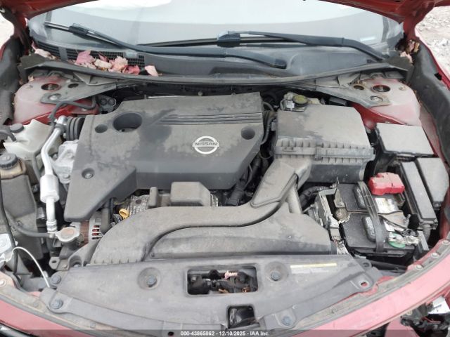 Nissan Altima Image 12