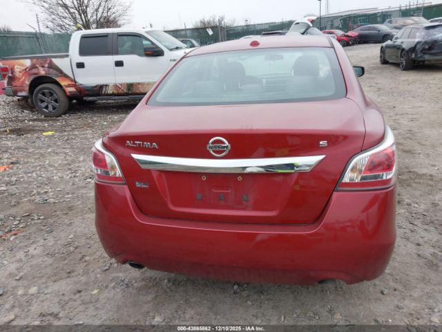Nissan Altima Image 2