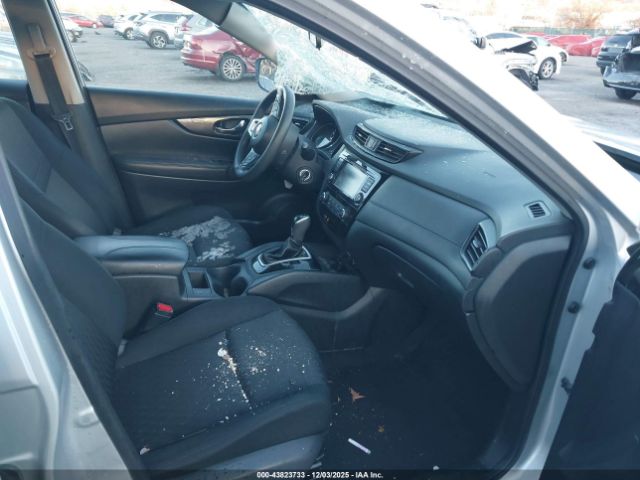 Nissan Rogue S Image 11