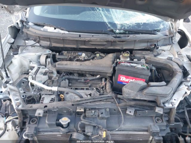 Nissan Rogue S Image 5