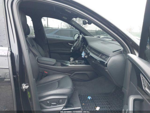 Audi Q7 55 Premium Image 3