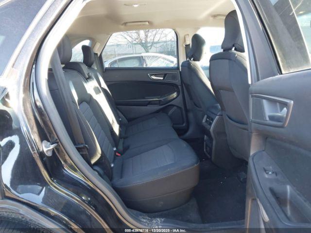 Ford Edge Se Image 2