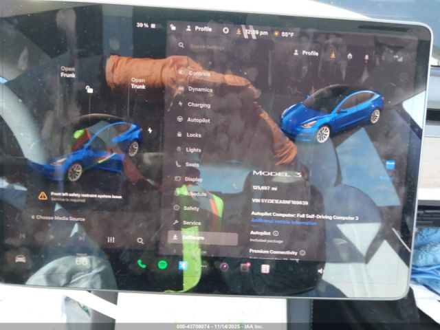 Tesla Model 3 Rear-wheel Drive Image 9