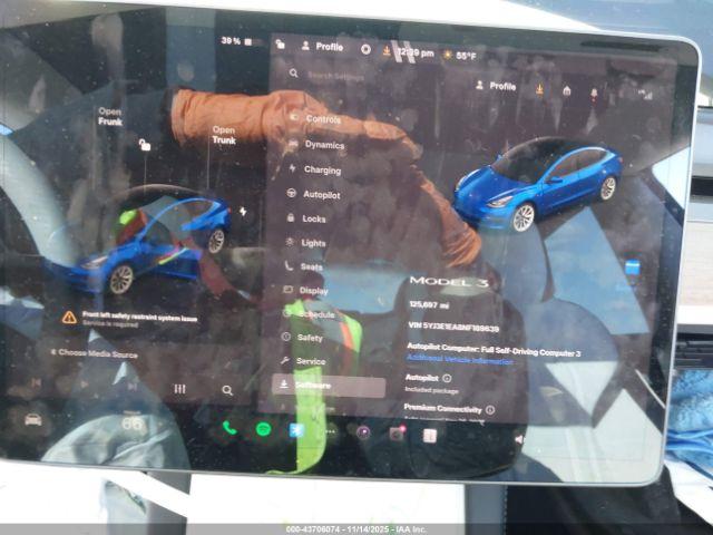 Tesla Model 3 Rear-wheel Drive Image 9