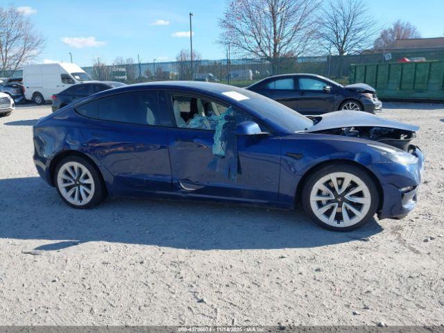 Tesla Model 3 Rear-wheel Drive Image 12