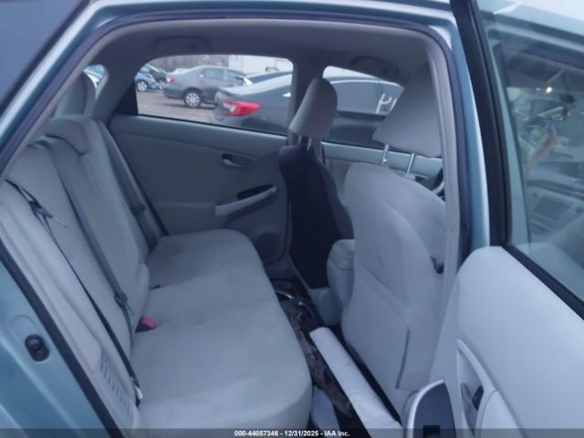 Toyota Prius Three Image 4