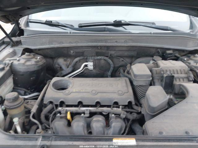 Hyundai SANTA FE Gls Image 4