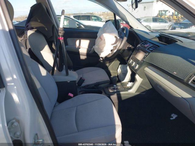 Subaru Forester 2.5i Image 16