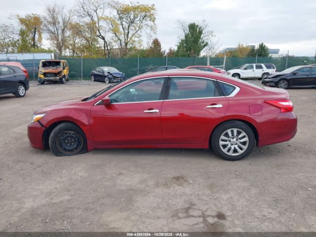 Nissan Altima 2.5 S Image 3