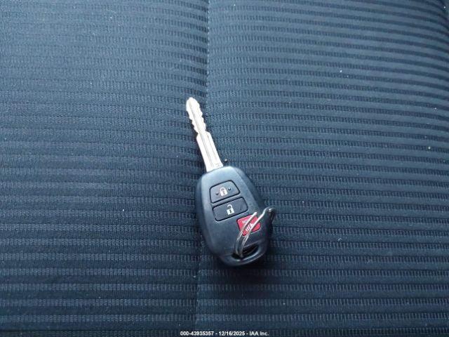 Toyota RAV4 Xle Image 11