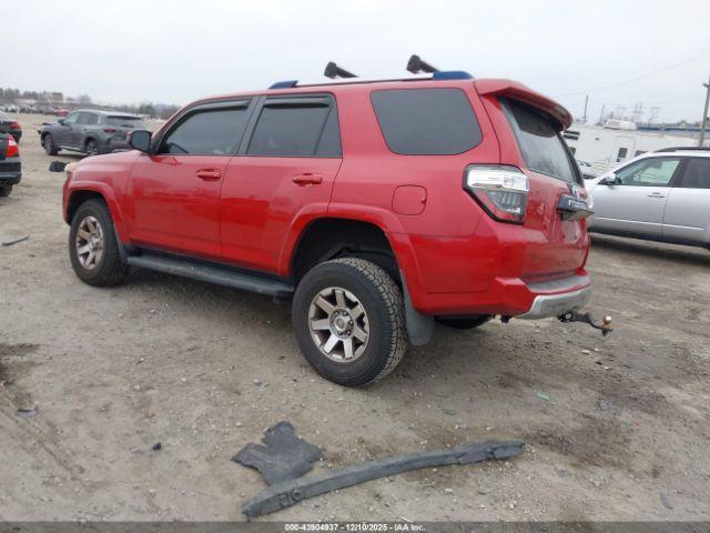 Toyota 4Runner Trail Image 4
