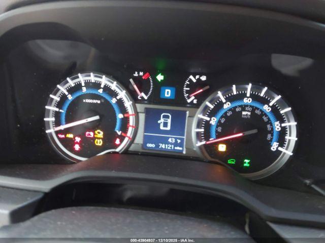 Toyota 4Runner Trail Image 5