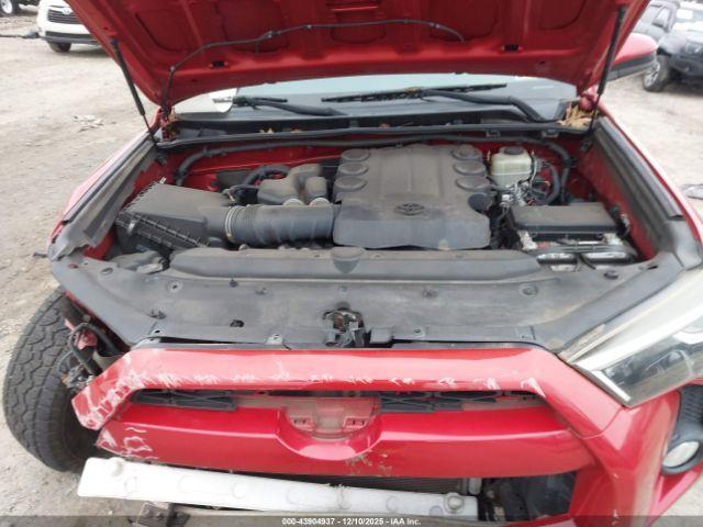 Toyota 4Runner Trail Image 10