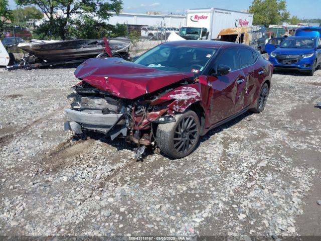 Nissan Maxima Image 9