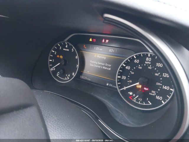 Nissan Maxima Image 2