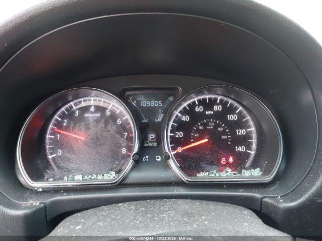 Nissan Versa 1.6 Sv Image 2