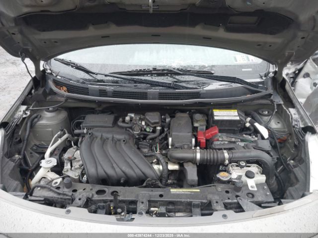 Nissan Versa 1.6 Sv Image 5